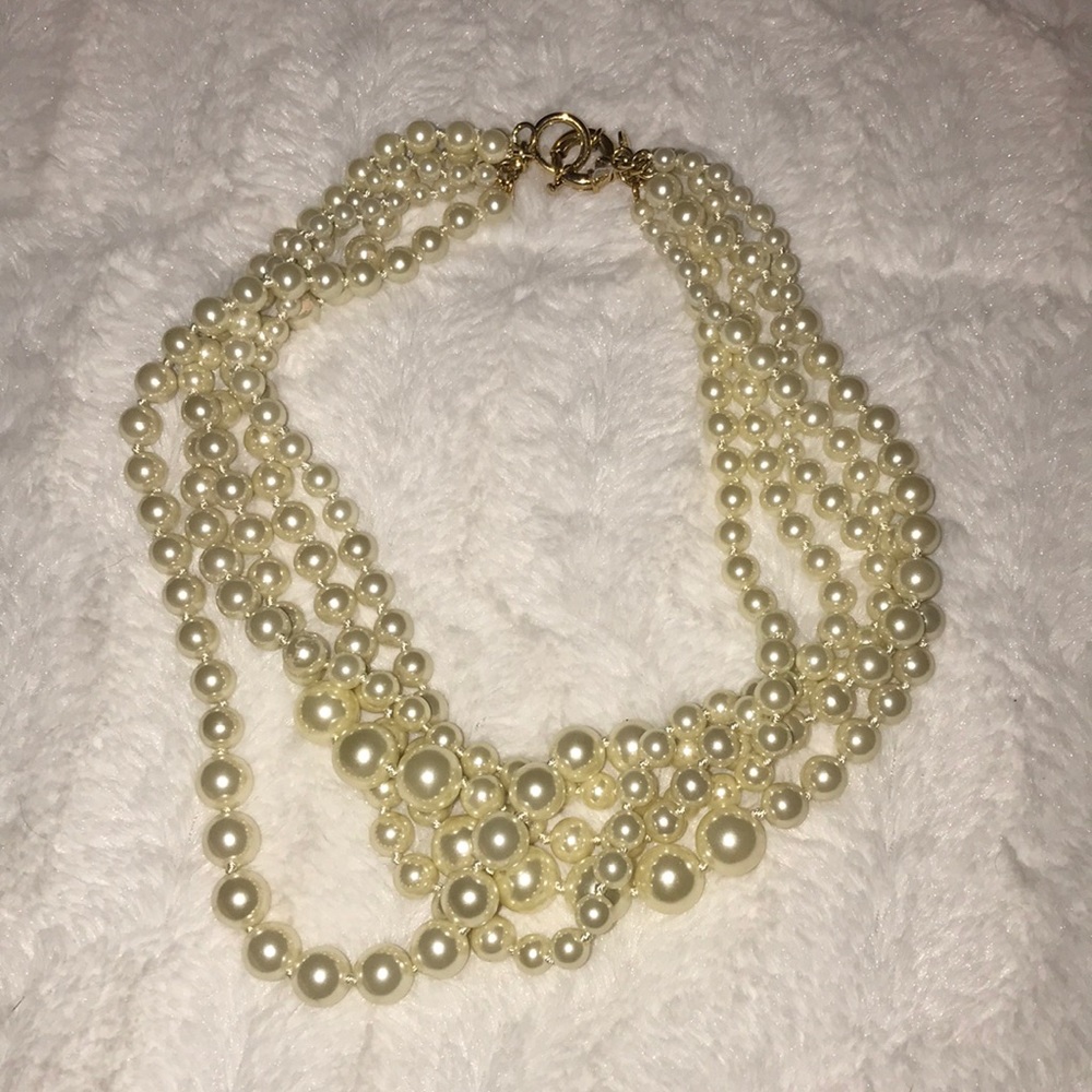 j crew pearl necklace